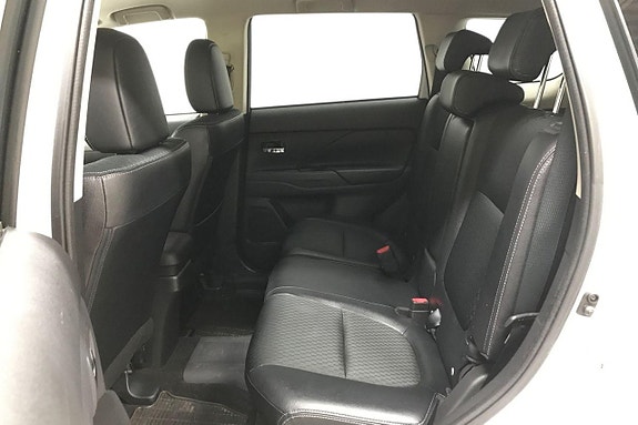 Mitsubishi Outlander 14 of 29