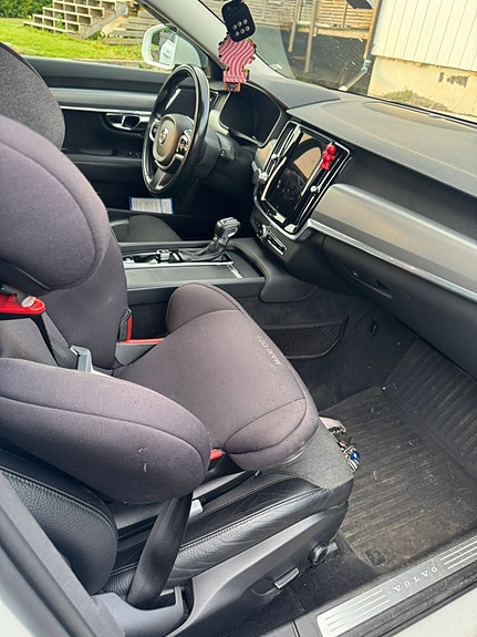 Volvo V90 9 of 10