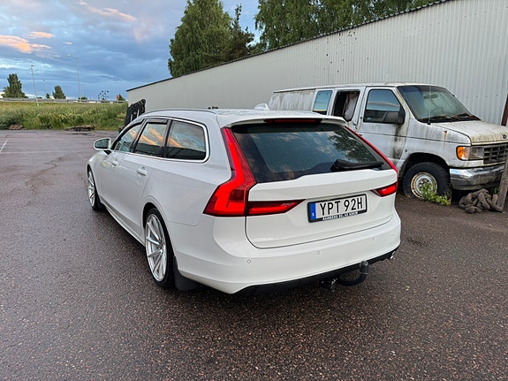 Volvo V90 5 of 10