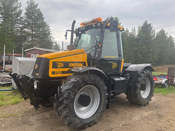 JCB Fastrack 2135 2 of 2