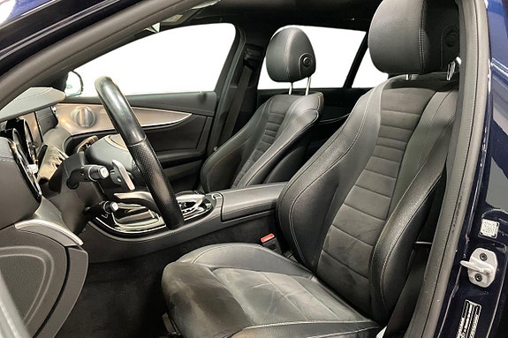Mercedes-Benz E400 13 of 28