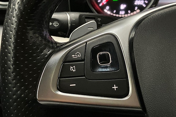 Mercedes-Benz E400 20 of 28