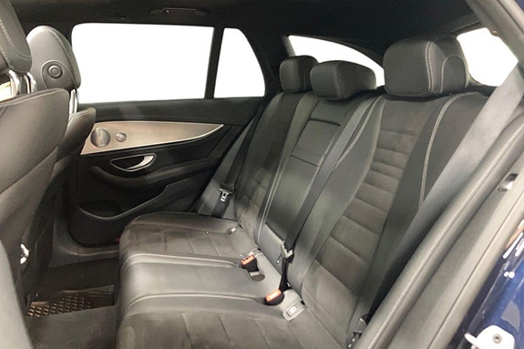 Mercedes-Benz E400 14 of 28