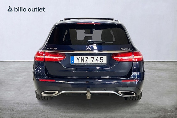 Mercedes-Benz E400 7 of 28