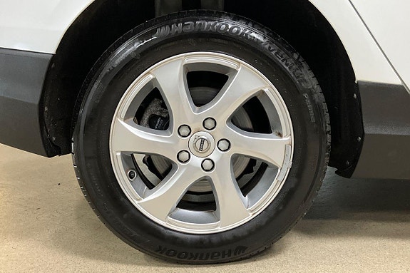 Volvo V40 Cross Country 11 of 26