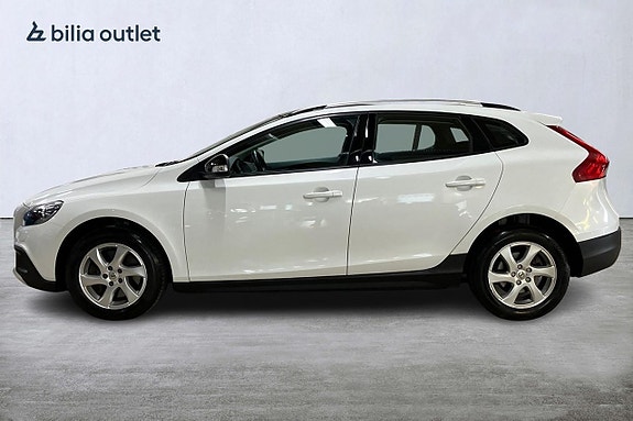 Volvo V40 Cross Country 9 of 26