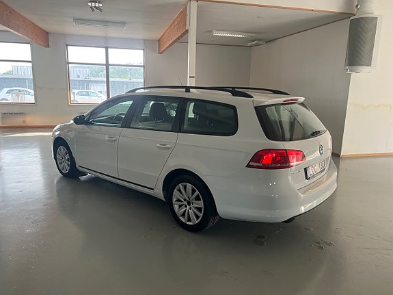Volkswagen Passat 4 of 5