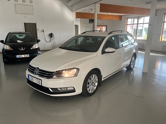 Volkswagen Passat 3 of 5