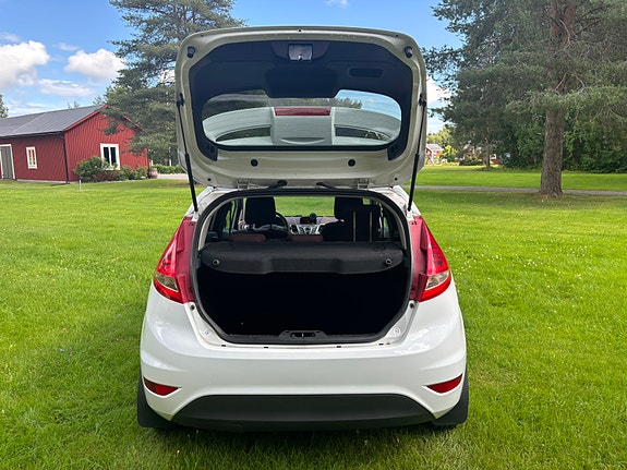 Ford Fiesta 5 of 5