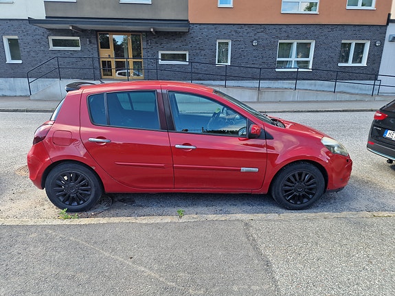 Renault Clio 3 of 13