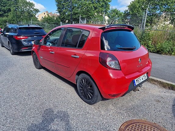 Renault Clio 6 of 13