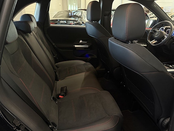 Mercedes-Benz B250 e 13 of 23