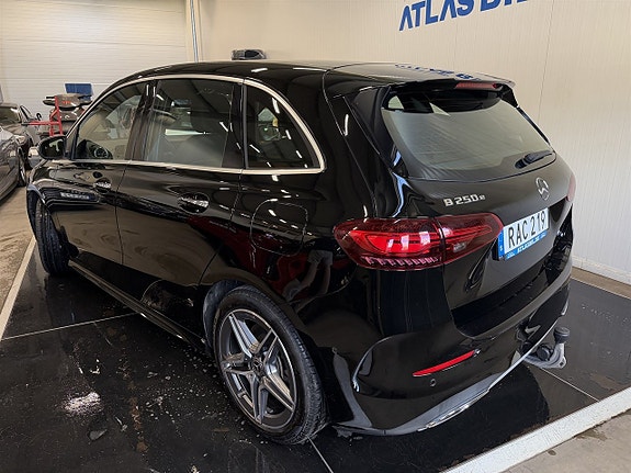Mercedes-Benz B250 e 3 of 23