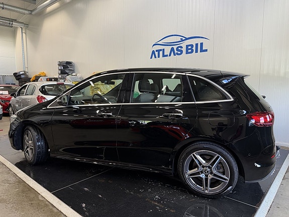 Mercedes-Benz B250 e 2 of 23