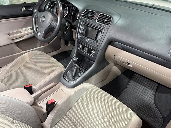 Volkswagen Golf VI 9 of 12