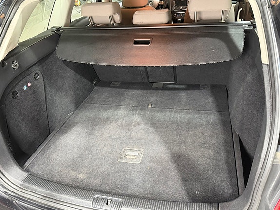 Volkswagen Golf VI 12 of 12