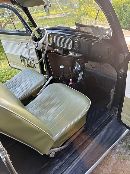 Volkswagen 1200 4 of 5