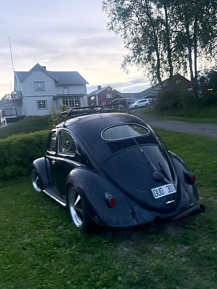 Volkswagen 1200 2 of 5