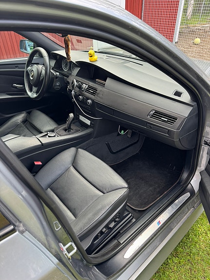 BMW 530d 5 of 5