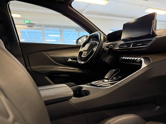 Peugeot 3008 13 of 16