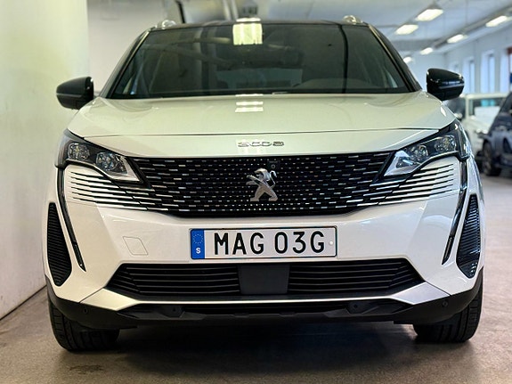 Peugeot 3008 4 of 5