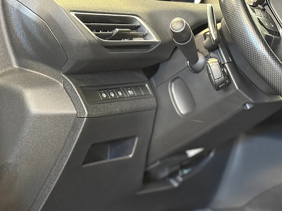 Peugeot 3008 14 of 16
