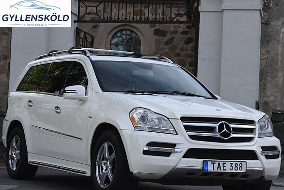 Mercedes-Benz GL350 4 of 5