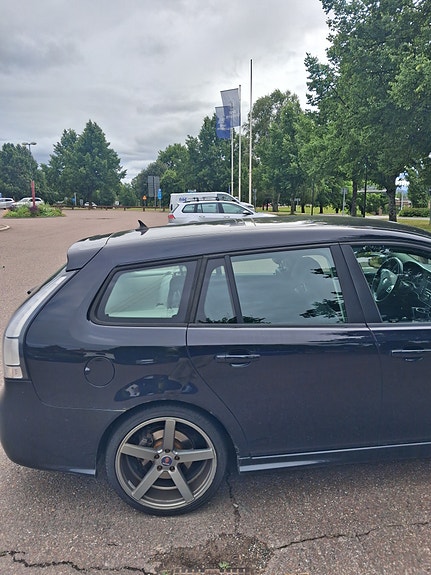 Saab 9-3 4 of 5