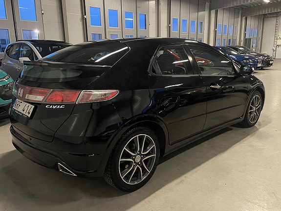 Honda Civic 6 of 21