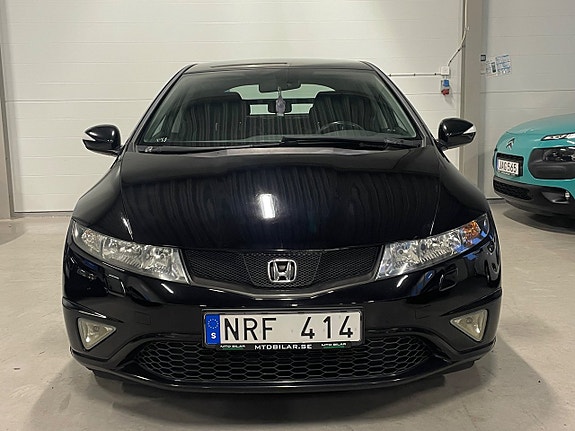 Honda Civic 4 of 5