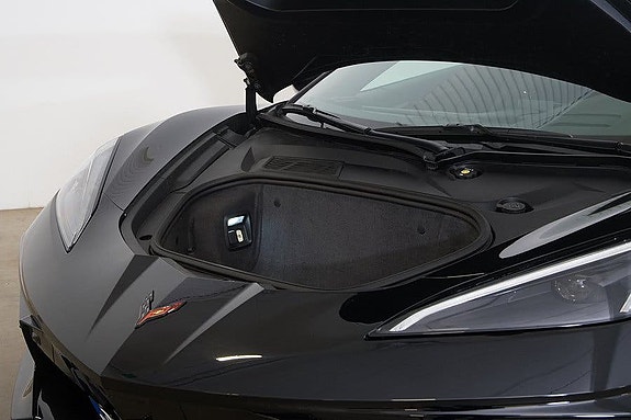 Chevrolet Corvette 10 of 19