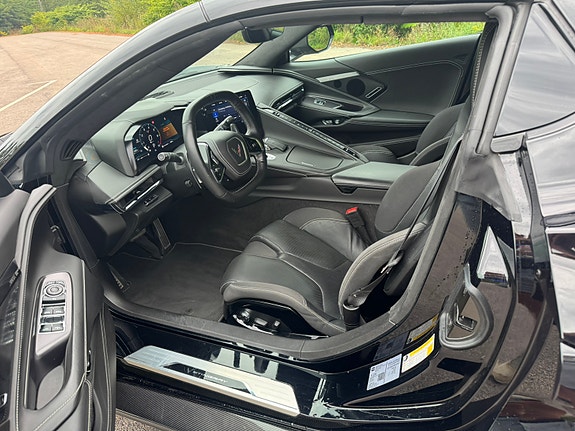 Chevrolet Corvette 15 of 19