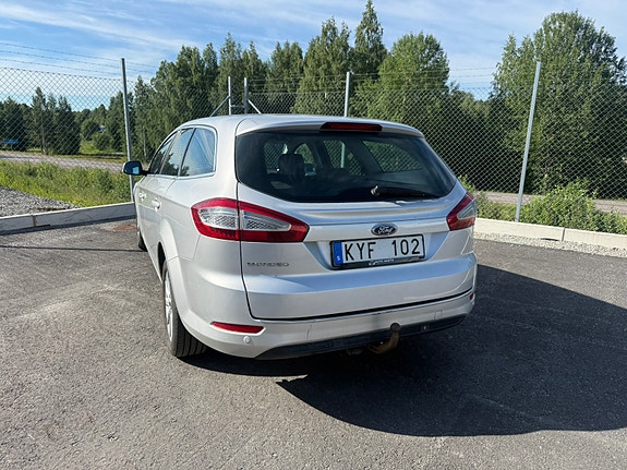 Ford Mondeo 3 of 5
