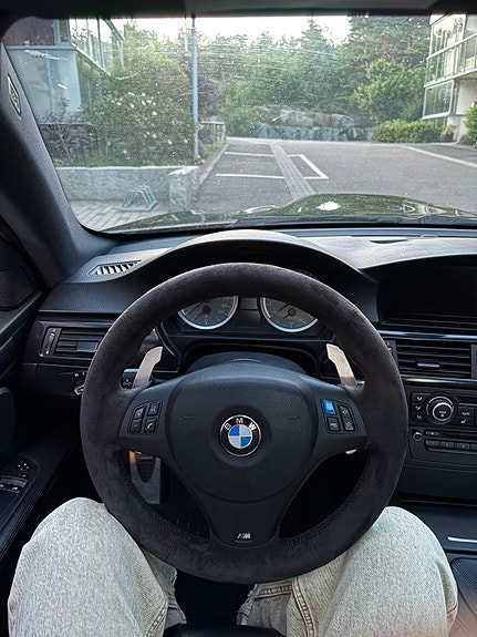 BMW M3 8 of 13