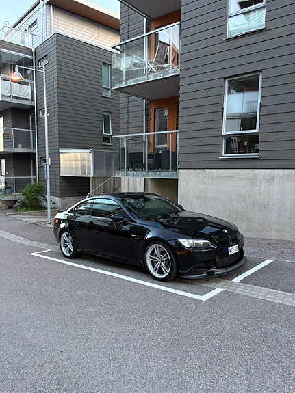 BMW M3 2 of 5