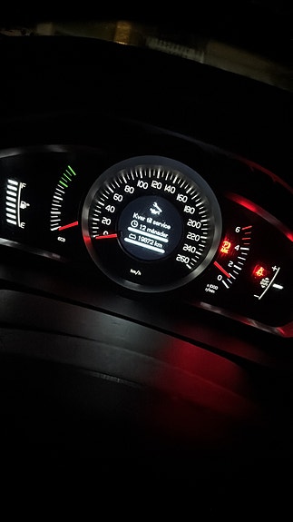 Volvo V40 9 of 11