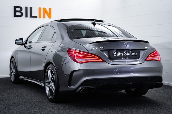 Mercedes-Benz CLA45 11 of 29