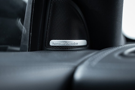Mercedes-Benz CLA45 27 of 29