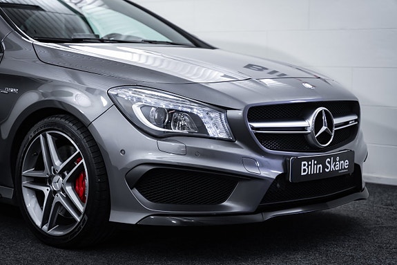 Mercedes-Benz CLA45 3 of 5
