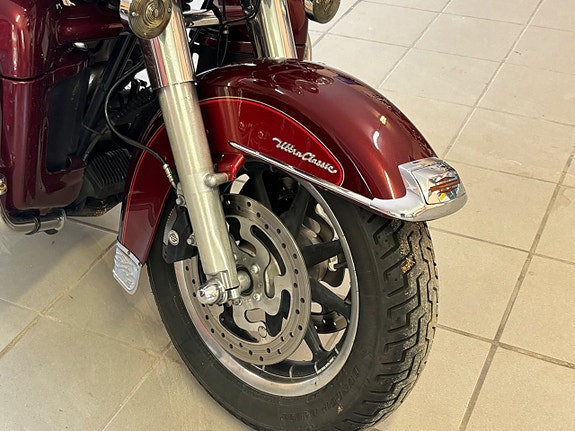 Harley-Davidson Electra Glide Ultra Classic 1.6 3 of 14