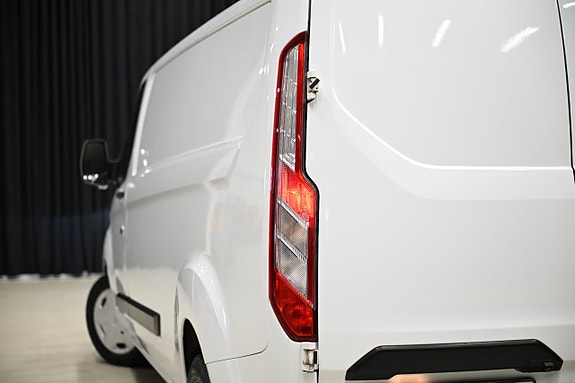 Ford Transit Custom 9 of 26