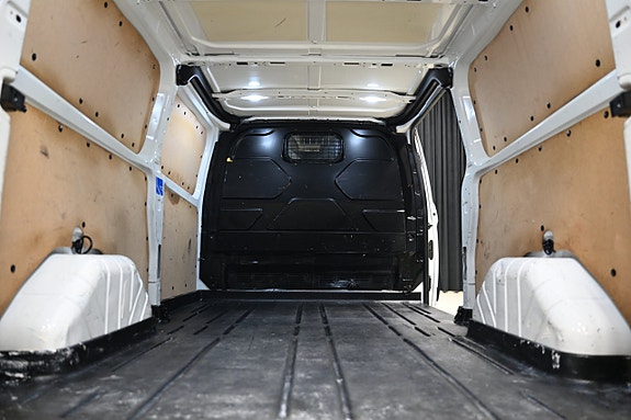 Ford Transit Custom 7 of 26