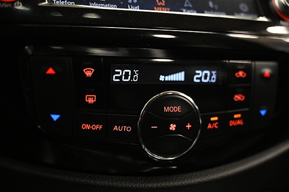 Nissan Navara 23 of 30