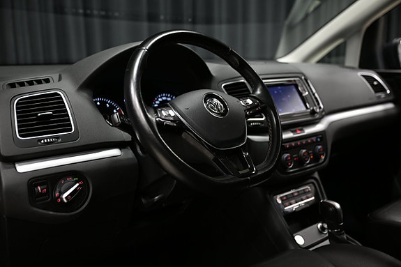 Volkswagen Sharan 7 of 30
