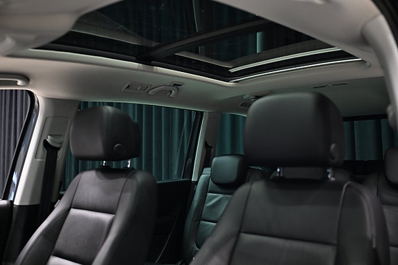 Volkswagen Sharan 8 of 30
