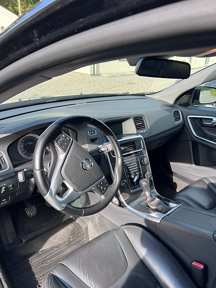 Volvo V60 5 of 5
