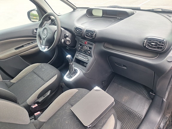 Citroen C3 Picasso 5 of 12