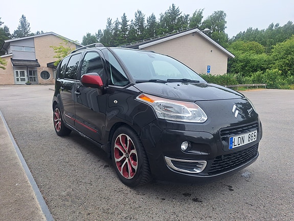 Citroen C3 Picasso 2 of 12