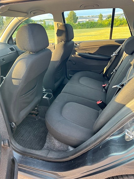 Skoda Fabia 5 of 5