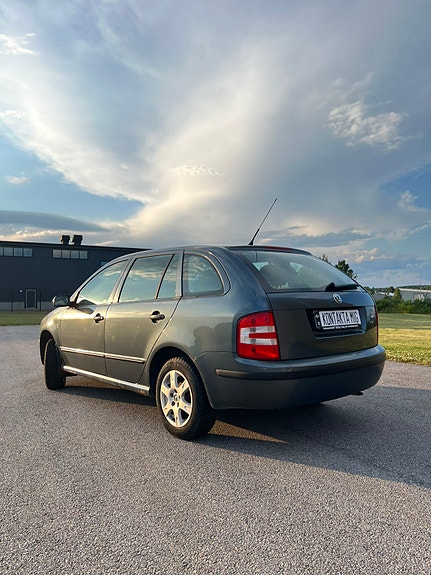 Skoda Fabia 4 of 5